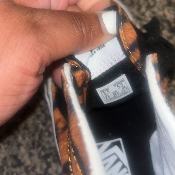 Womens VANS SNEAKERS - Picture 7 of 7